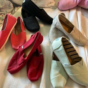 LOT of 5 Toms shoes.  All size 8.5 women. Dark red sz 9 (fits like 8.5).